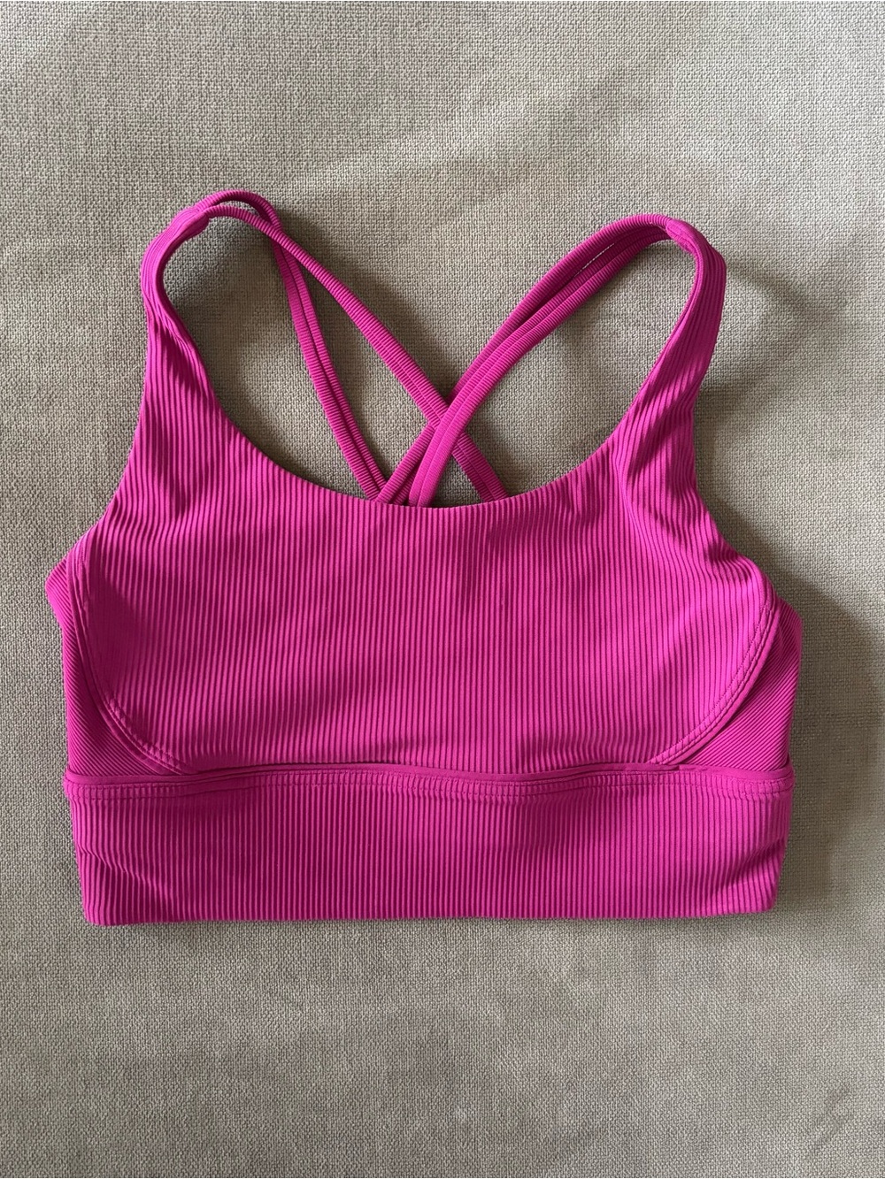 Lululemon sz 8 Energy bra long line ribbed *medium support b-d cup